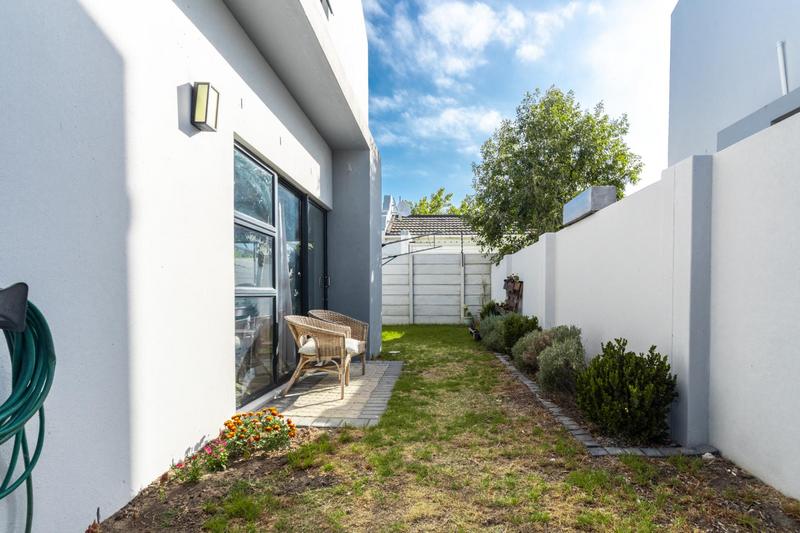2 Bedroom Property for Sale in Audas Estate Western Cape